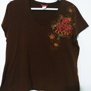 Women's Levis V Neck Short Sleeve Tshirt - Brown - Size XL